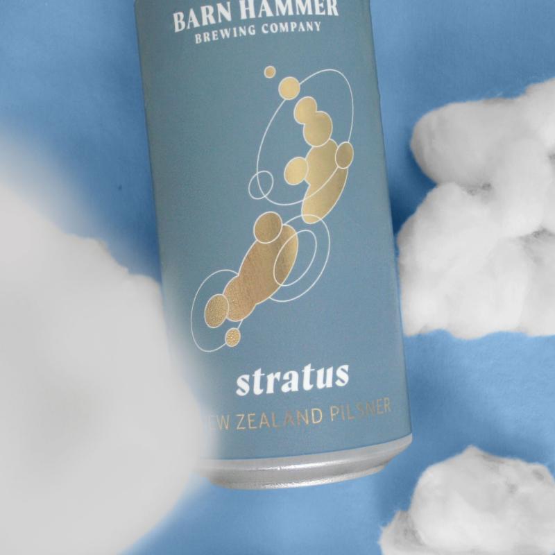 stratus can closeup